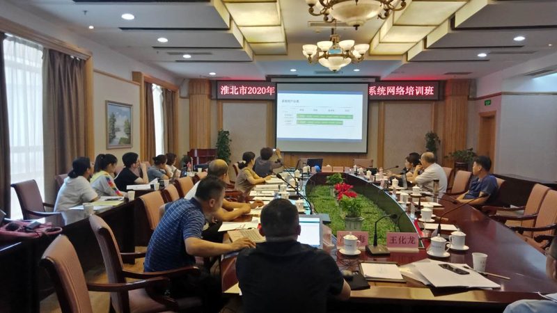 背景：学历提升，职场竞争加剧
