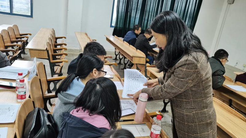 会计培训教材初级和中级区别