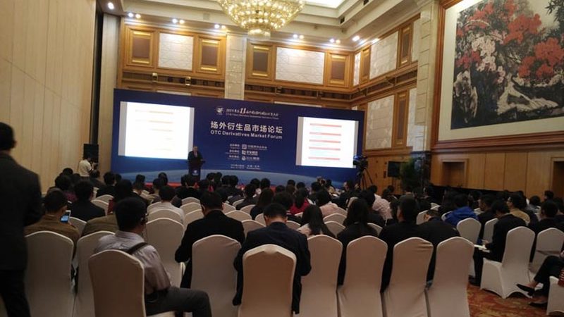在判断成人高考专升本学位证的含金量时，可以从以下几个方面进行考量：